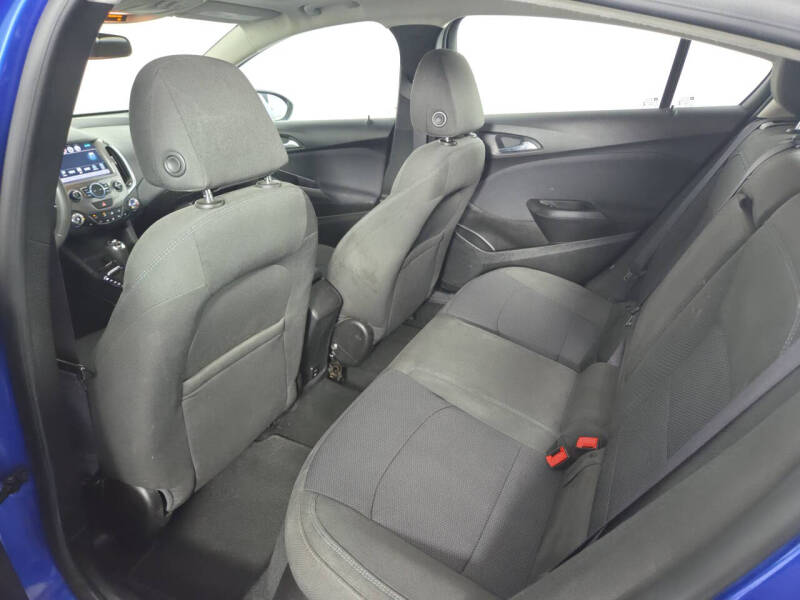 2017 Chevrolet Cruze LT Auto