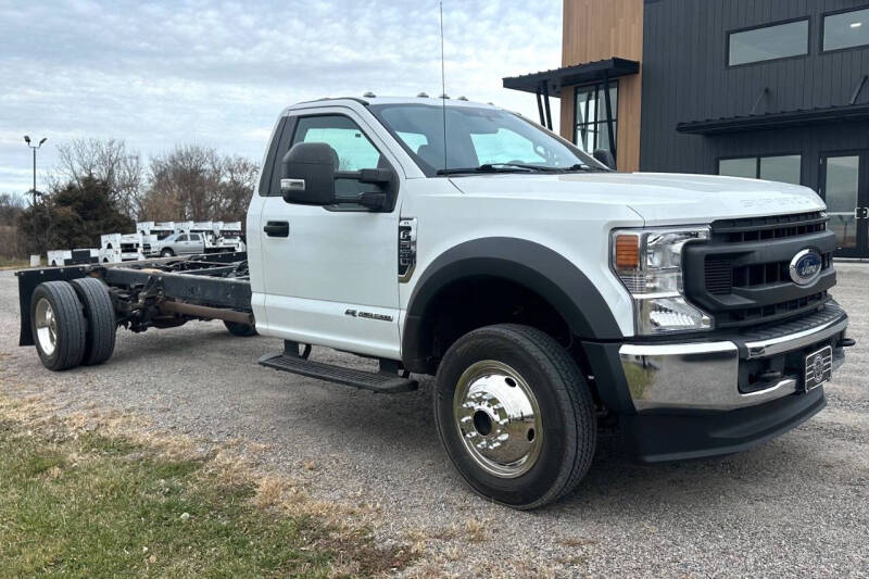 2020 Ford F-550 Super Duty Chassis Cab XL's photo
