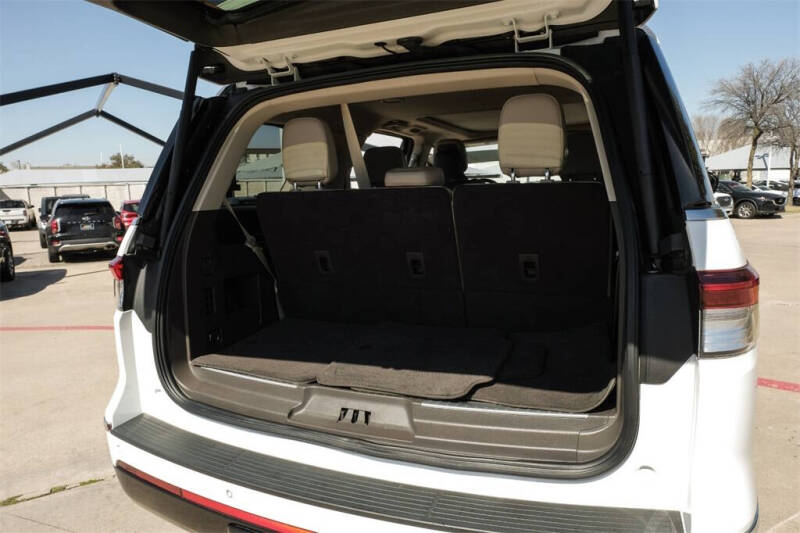 2023 Lincoln Navigator Reserve