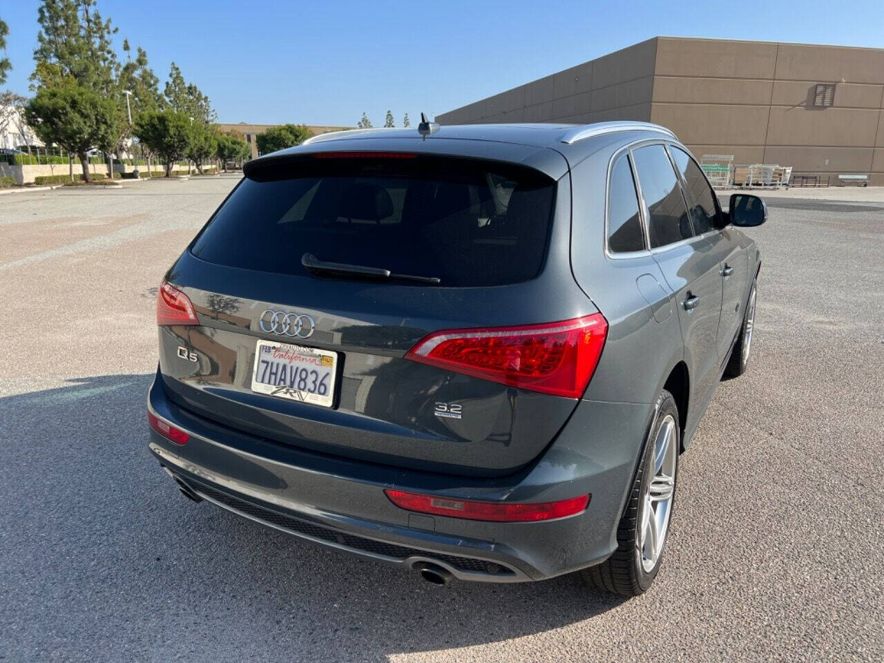 2011 Audi Q5 for sale at ZRV AUTO INC in Brea, CA