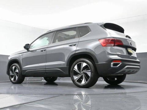 2024 Volkswagen Taos SE 4Motion