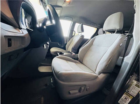 2017 Toyota Sienna