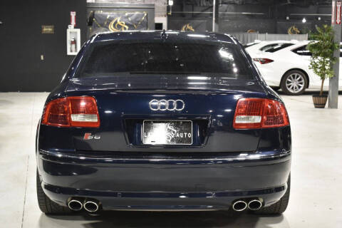 2007 Audi S8 quattro