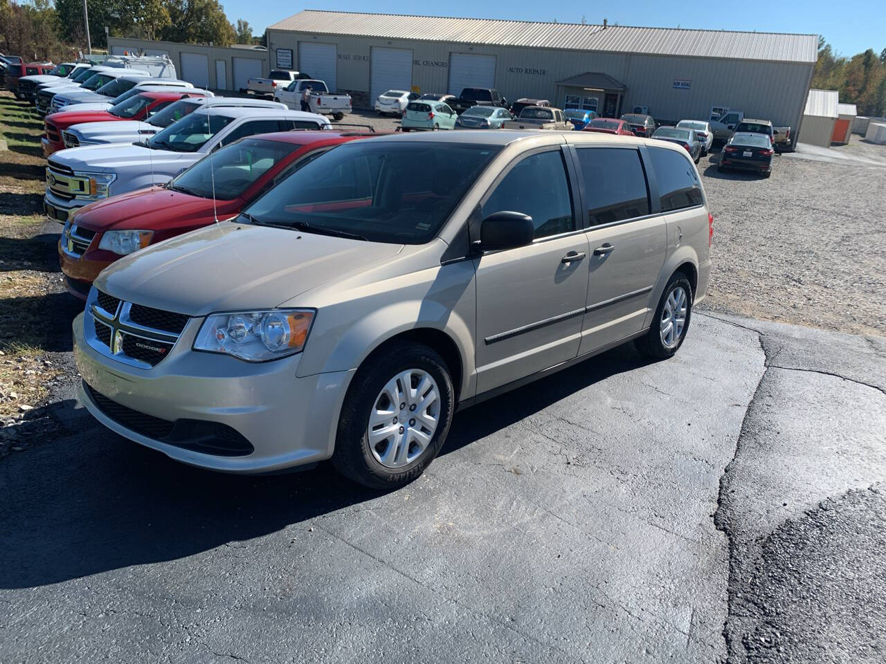 2016 Dodge Grand Caravan American Value Package's photo