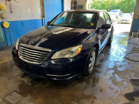 2014 Chrysler 200 for sale at Dean's Auto Sales in Flint MI