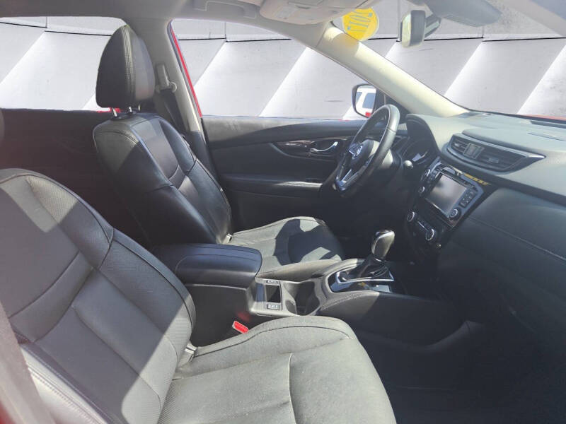 2017 Nissan Rogue SL