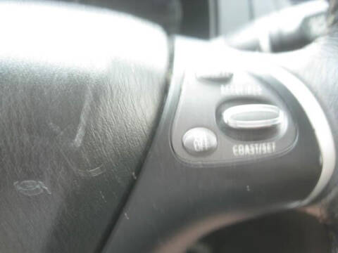 2017 Nissan Pathfinder SV