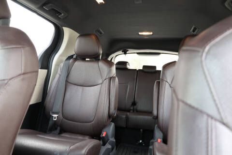 2021 Toyota Sienna Platinum 7-Passenger