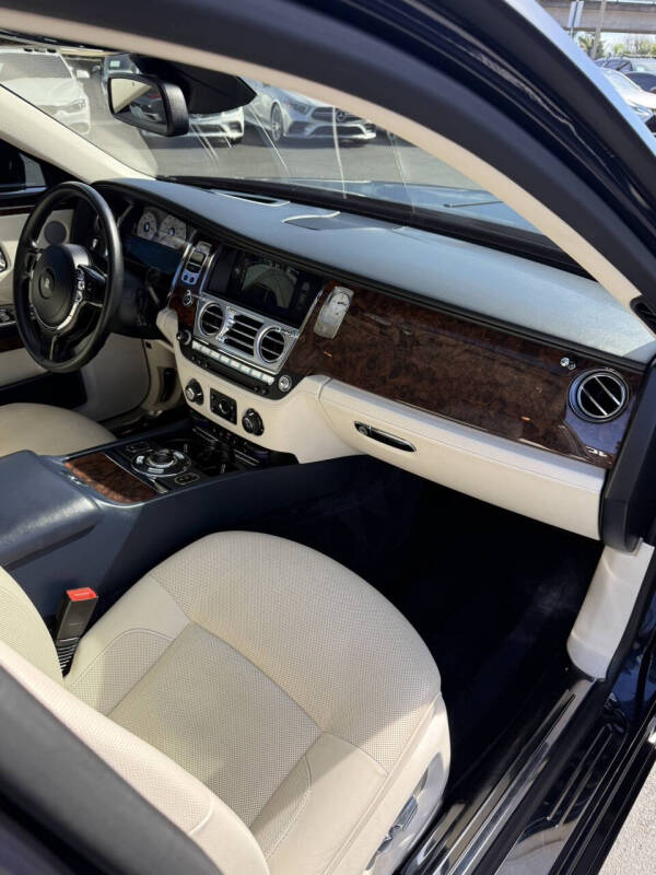 2012 Rolls-Royce Ghost