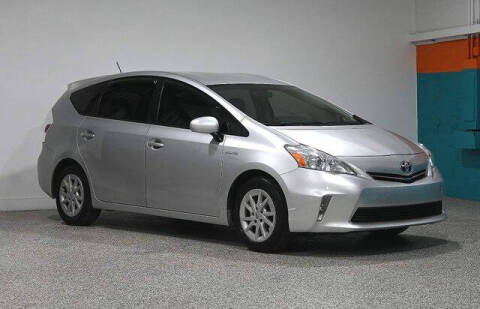 2013 Toyota Prius v Three
