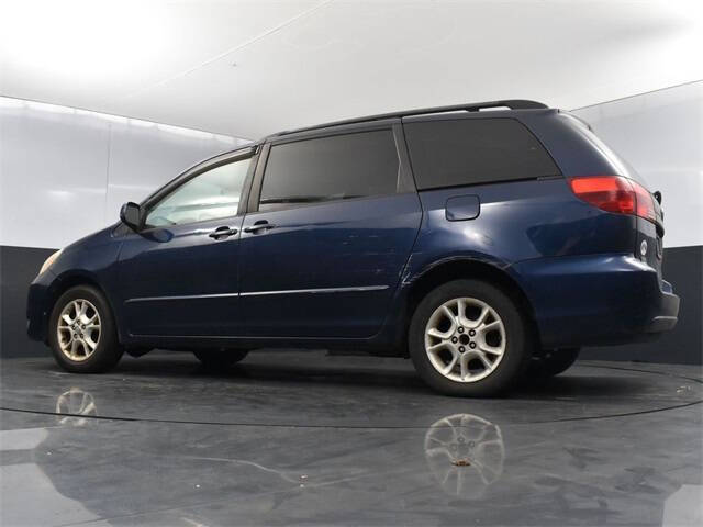 2004 Toyota Sienna