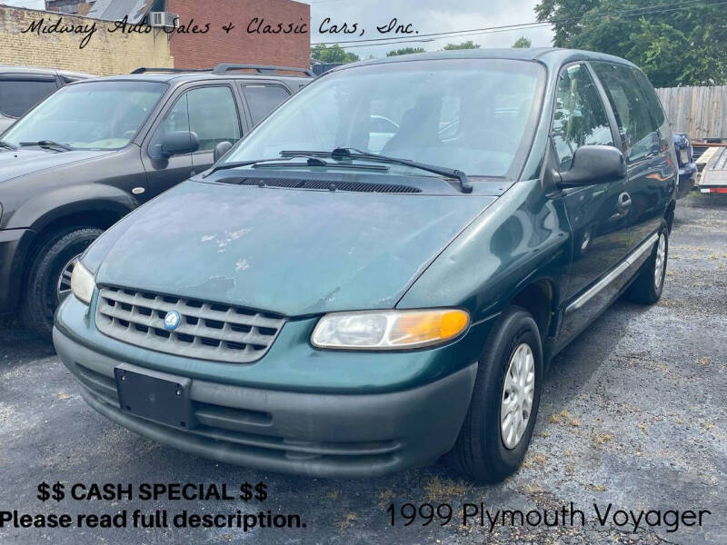1999 Plymouth Voyager's photo