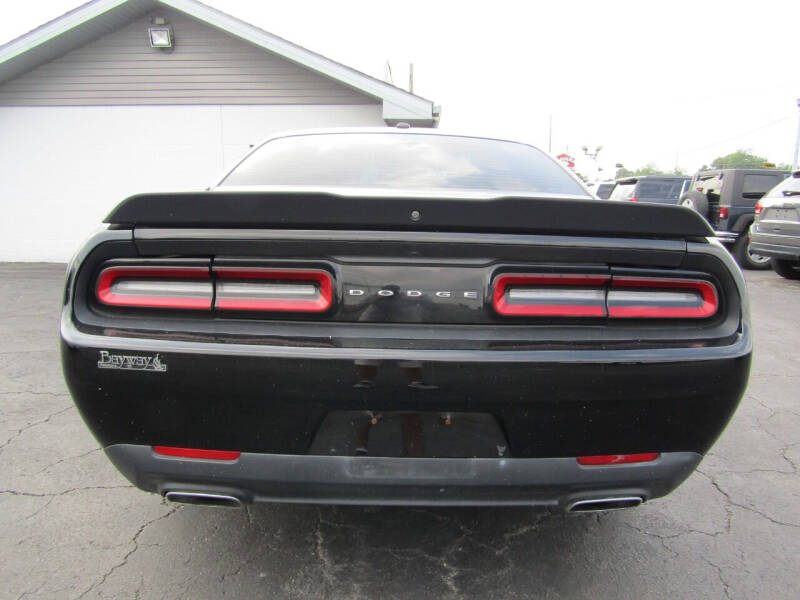 2018 Dodge Challenger SXT