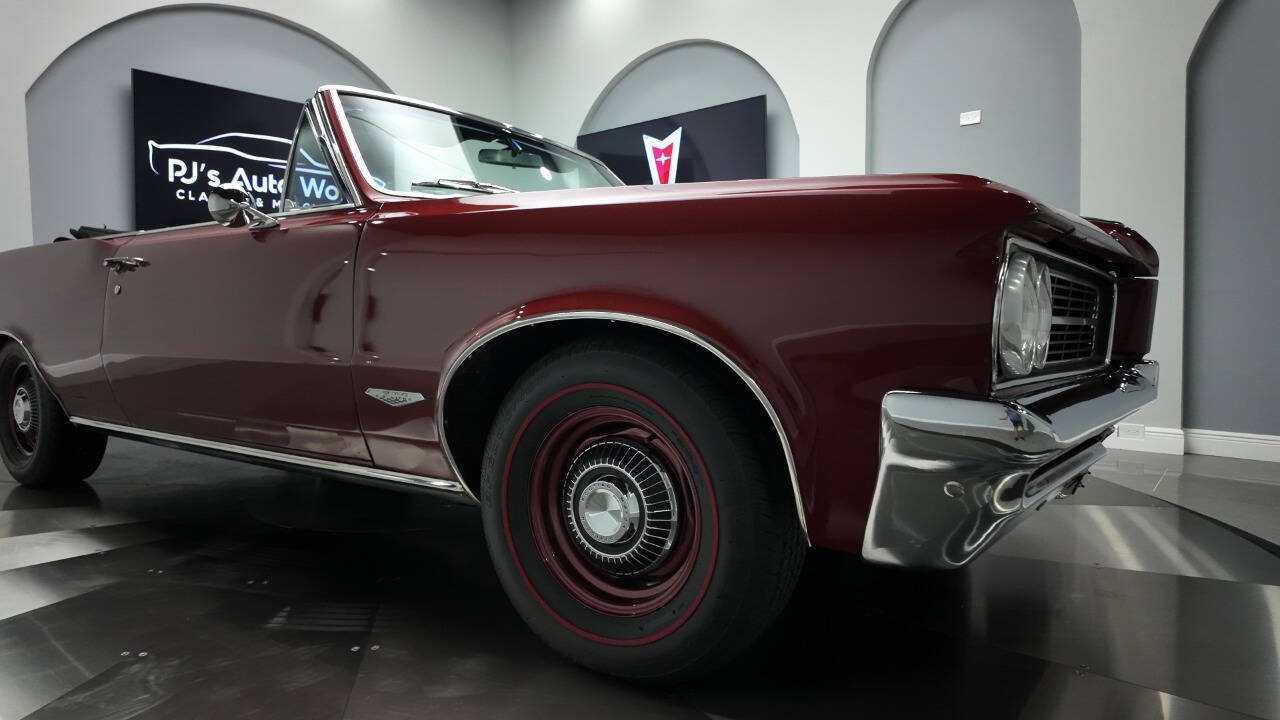 1964 Pontiac GTO 11