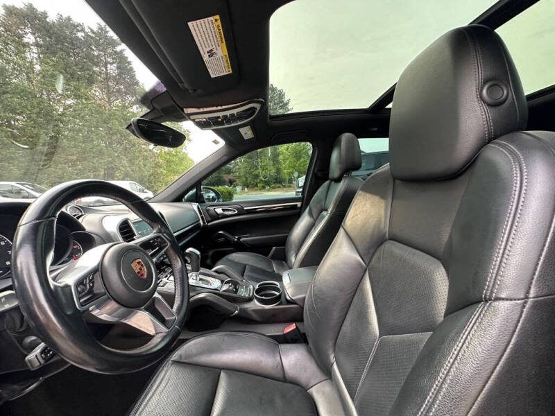 2017 Porsche Cayenne