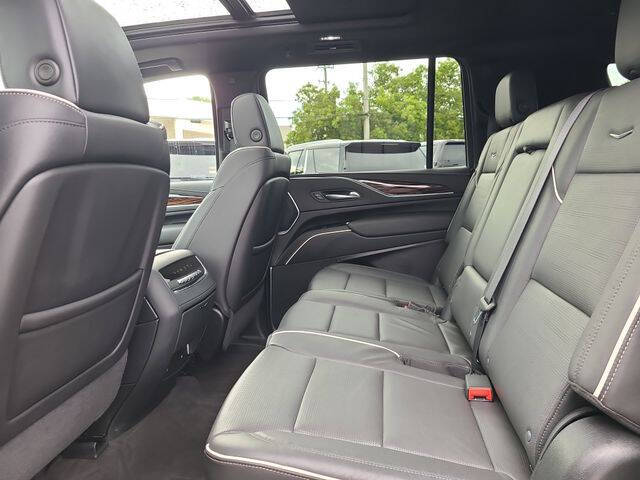 2024 Cadillac Escalade ESV Premium Luxury