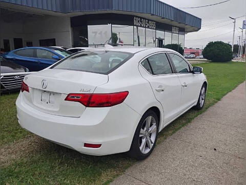 2013 Acura ILX 2.0L w/Premium