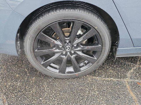 2025 Mazda Mazda3 Sedan 2.5 S Carbon Edition