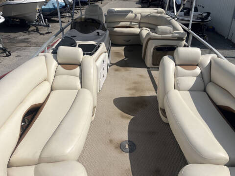 2011 Sun Tracker Regency Party Barge 22