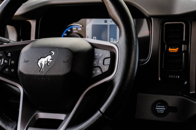 2021 Ford Bronco Base Advanced