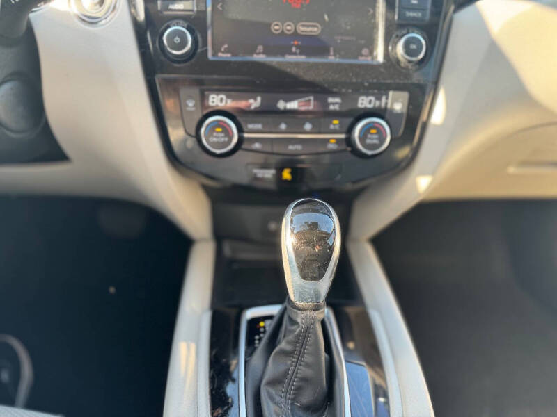 2019 Nissan Rogue Sport SV