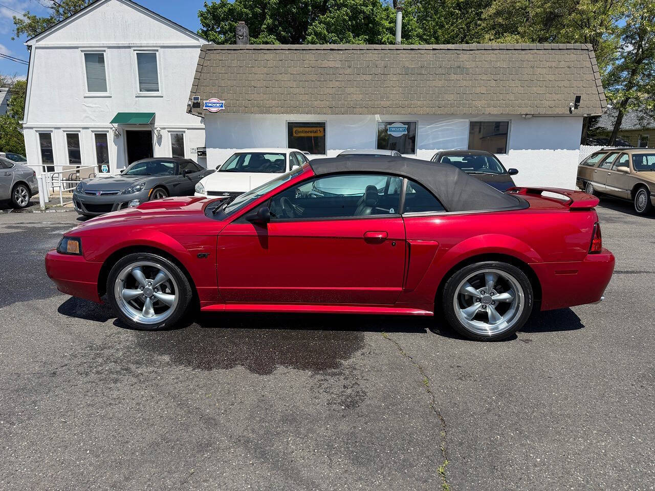 2001 Ford Mustang 35