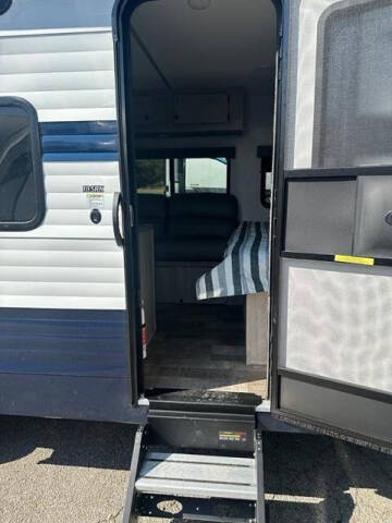 2025 Riverside RV Retro