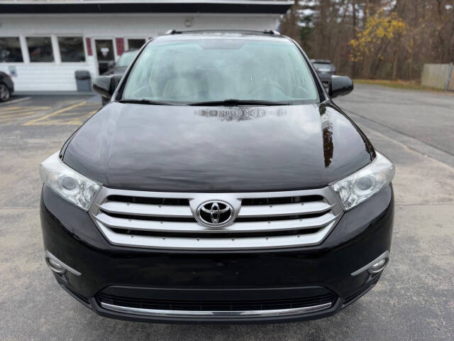 2012 Toyota Highlander for sale at Nutfield Petroleum in Londonderry, NH