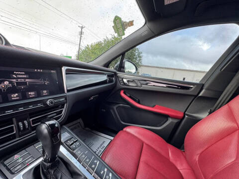 2019 Porsche Macan