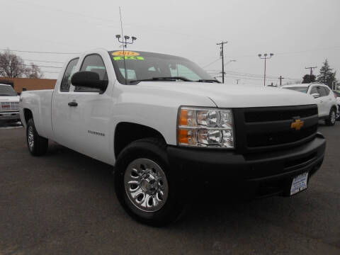 2013 Chevrolet Silverado 1500 for sale at McKenna Motors in Union Gap WA