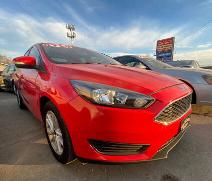 2017 Ford Focus for sale at TOWN & COUNTRY MOTORS in Des Moines IA