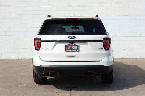 2017 Ford Explorer Sport