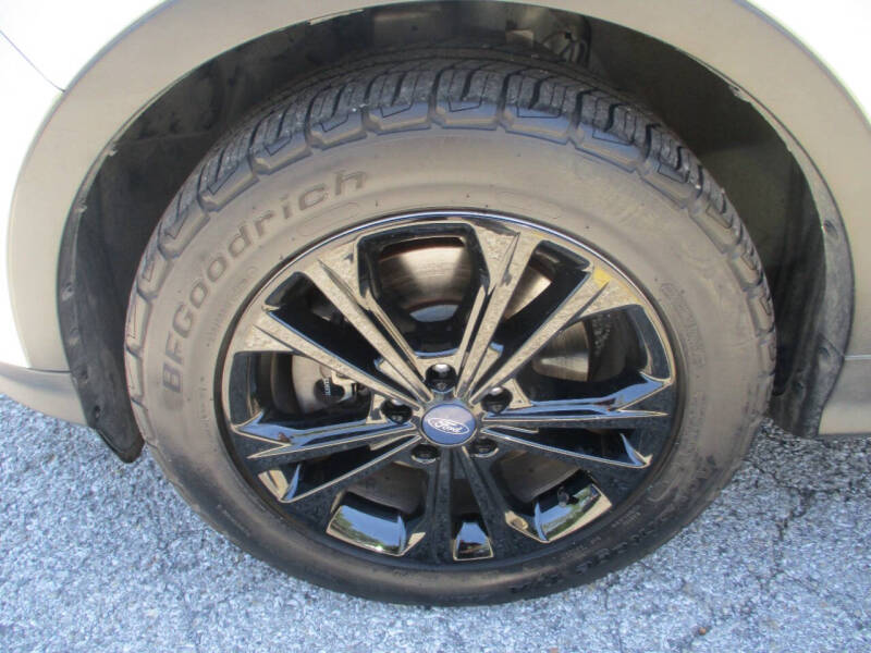 2017 Ford Escape SE