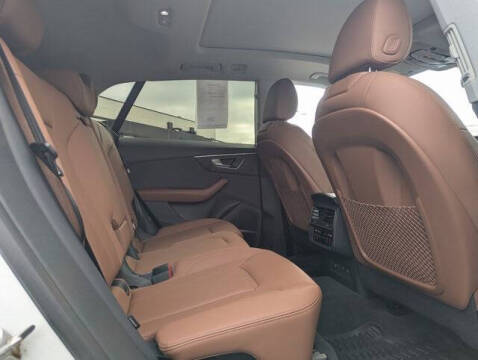 2022 Audi Q8 quattro Premium Plus 55 TFSI
