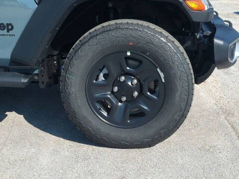 2025 Jeep Gladiator Sport