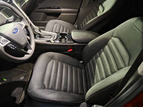 2016 Ford Fusion Hybrid SE