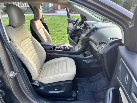 2019 Ford Edge SEL