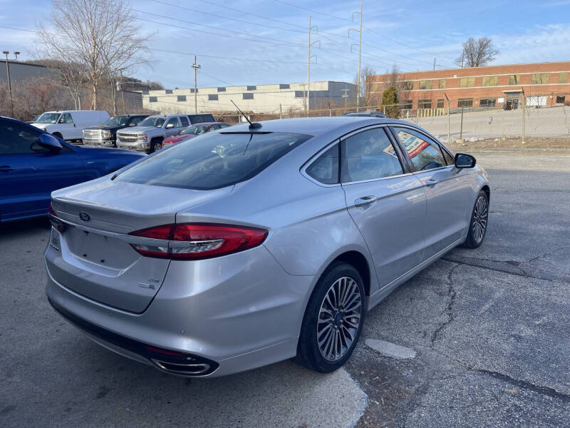 2017 Ford Fusion SE