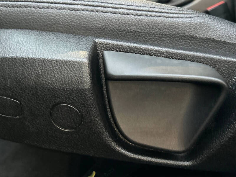 2014 BMW 3 Series 320i