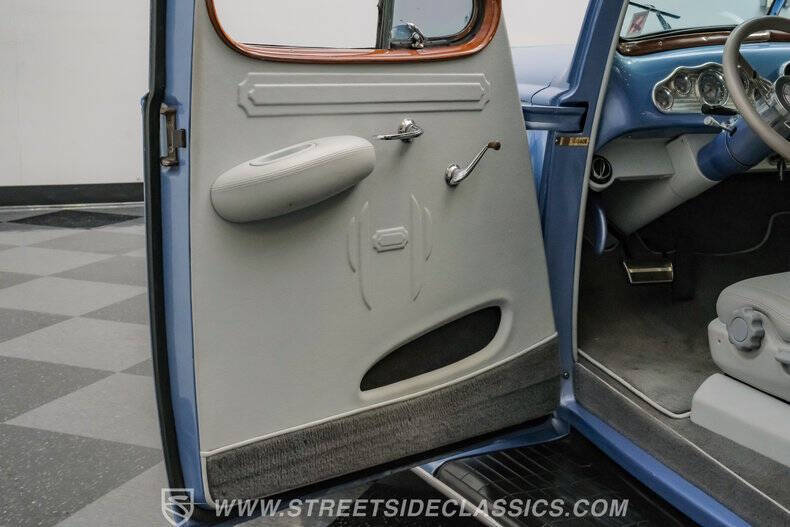 1940 Packard 120