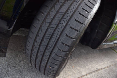 2022 Audi e-tron quattro Premium