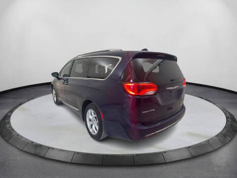 2018 Chrysler Pacifica Touring L Plus