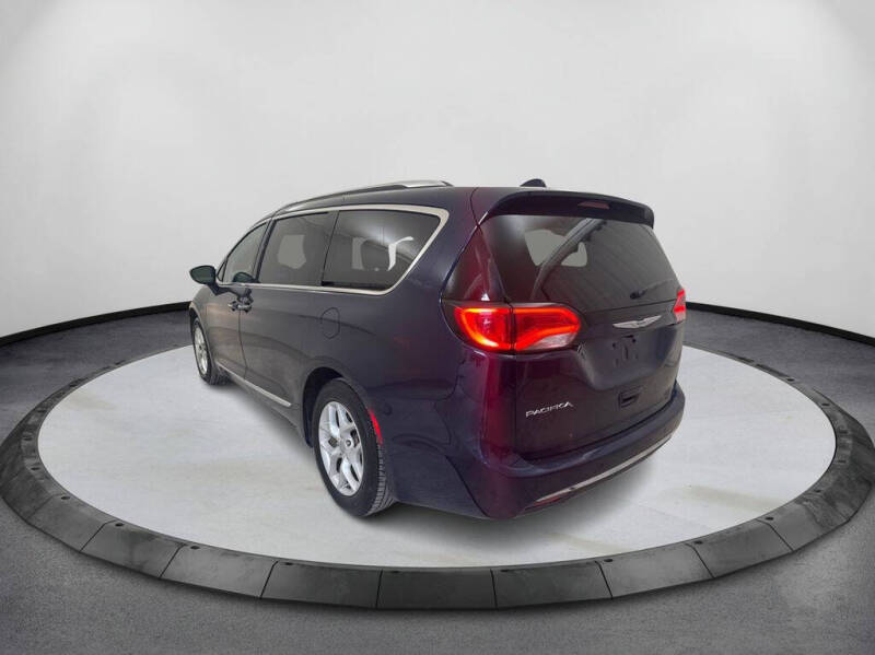 2018 Chrysler Pacifica Touring L Plus