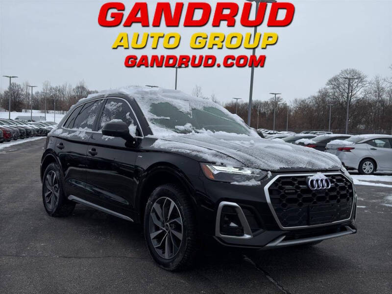 2023 Audi Q5 Premium Plus's photo