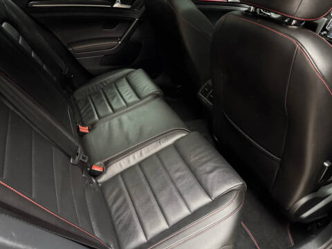 2017 Volkswagen Golf GTI Autobahn