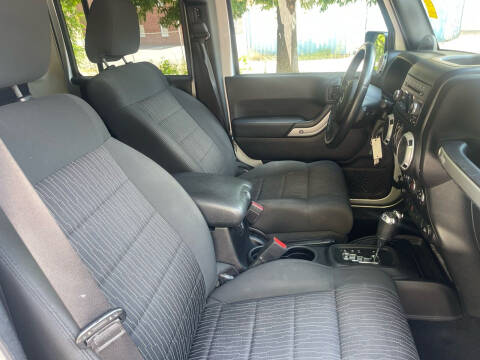 2012 Jeep Wrangler Unlimited Sahara