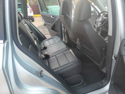 2011 Volkswagen Tiguan