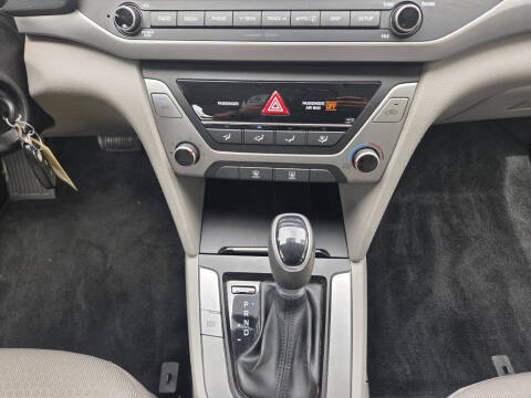 2018 Hyundai Elantra