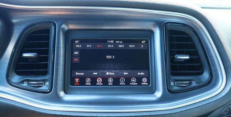 2018 Dodge Challenger SXT