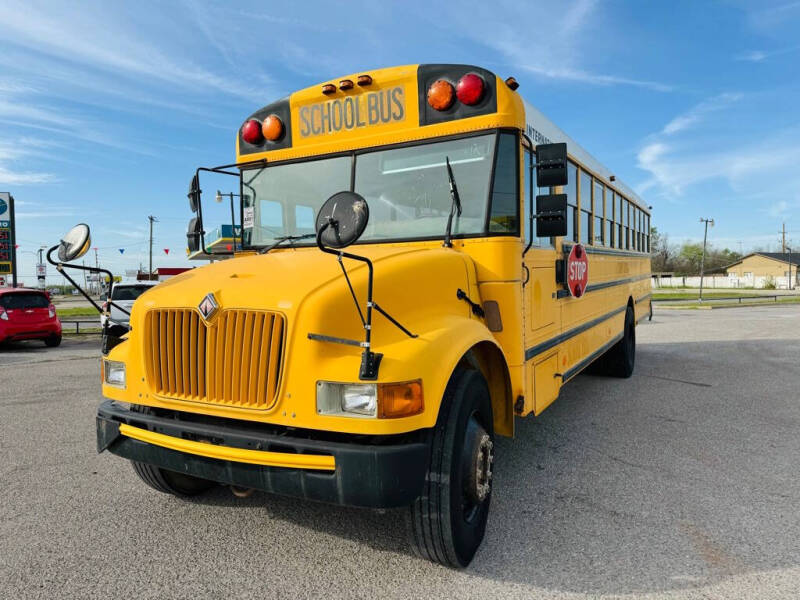 2001 International 3000IC